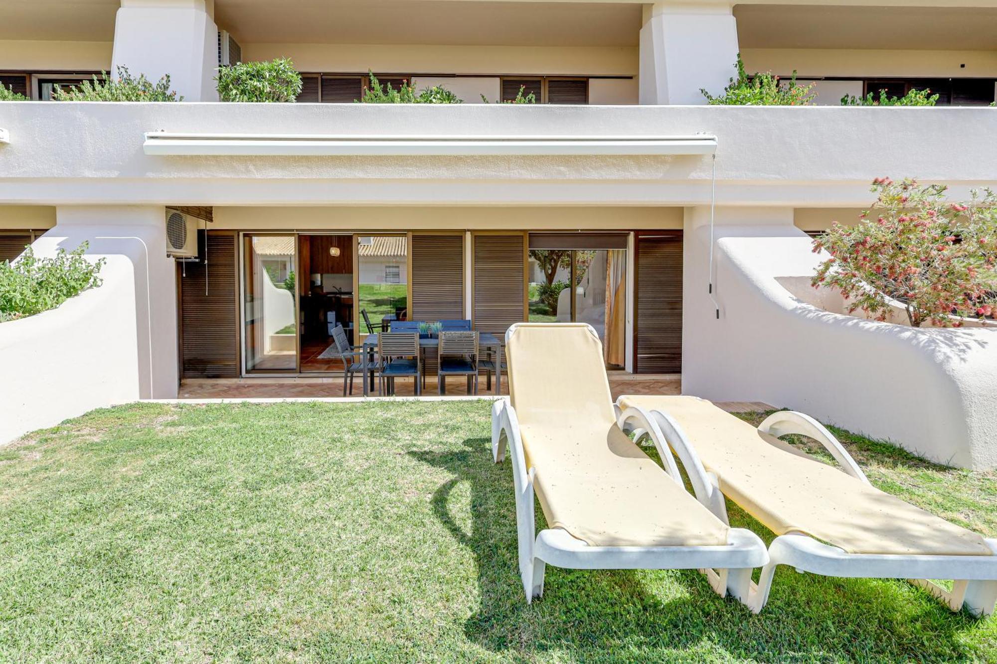 Apartment With 2 Bedrooms, 2M To The Beach Armacao de Pera Exterior foto