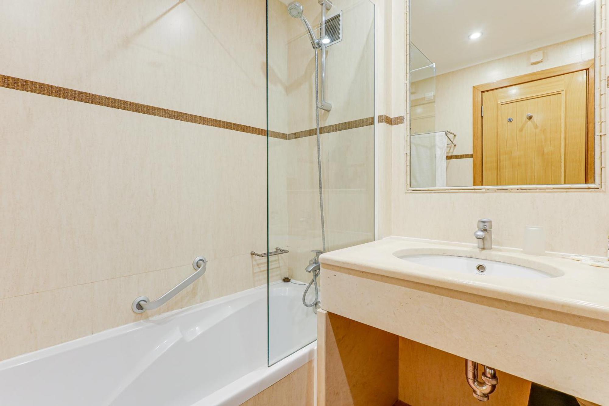 Apartment With 2 Bedrooms, 2M To The Beach Armacao de Pera Exterior foto
